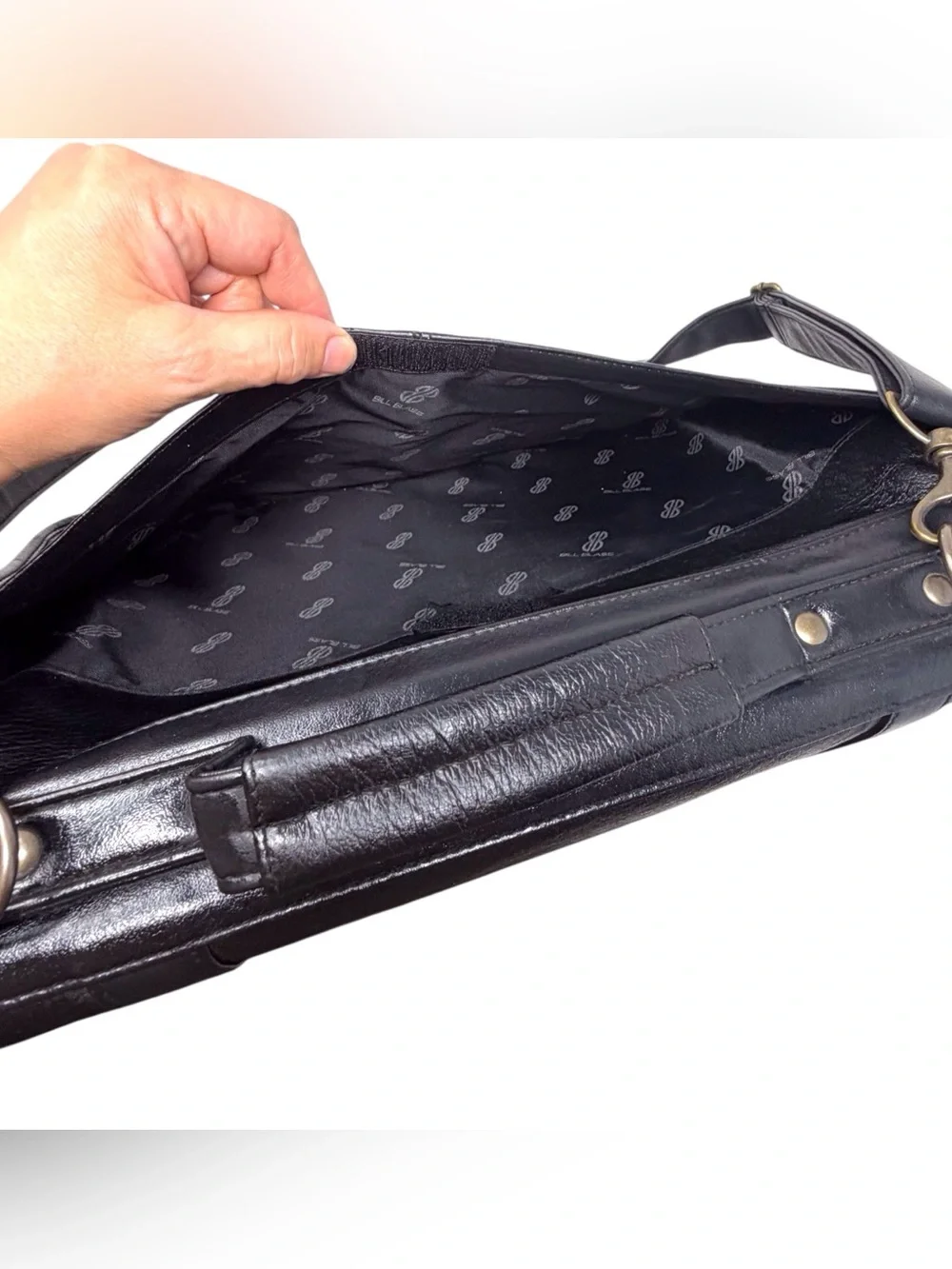 Vintage Bill Blass Black Leather Laptop/Briefcase/Messenger Bag adjustable strap